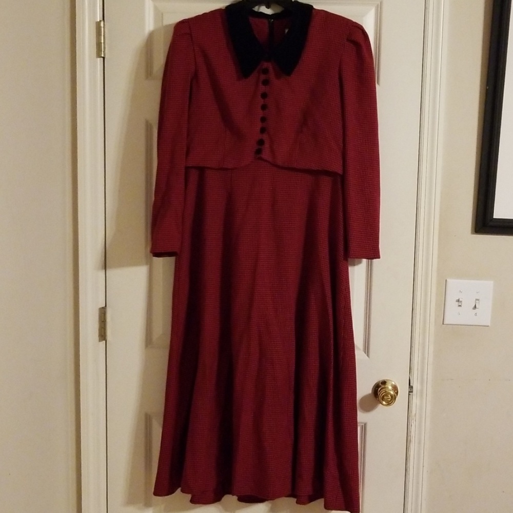 Miss Dorby long sleeve dress sz 14